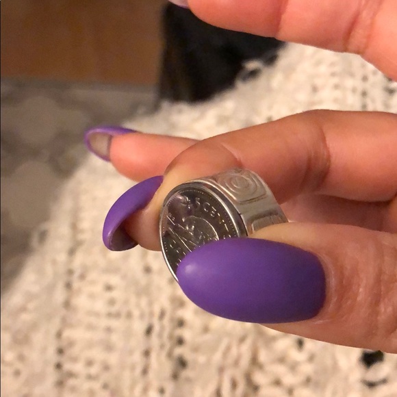 Silver ring with indigenous art - Picture 4 of 5